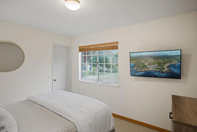 93 Boronda Road, Carmel Valley CA: https://media.crmls.org/mediaz/c06e9382-bf6b-494d-8a40-6166f37edc53.jpg