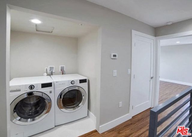 2303 Hauser Boulevard, Los Angeles CA: https://media.crmls.org/mediaz/c06ea539-8770-43b7-a405-64fe155b1cec.jpg