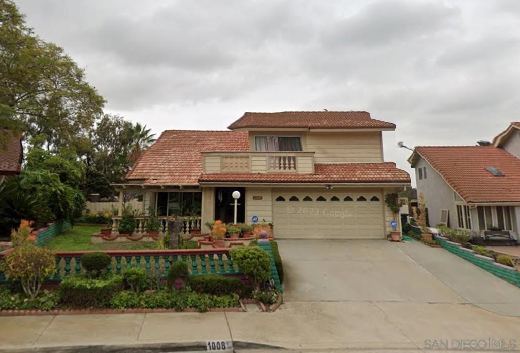 1008 Calma Dr