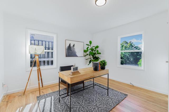 4715 Davenport Avenue, Oakland CA: https://media.crmls.org/mediaz/c0711816-97f4-43ef-9b9f-1834e9b2248c.jpg