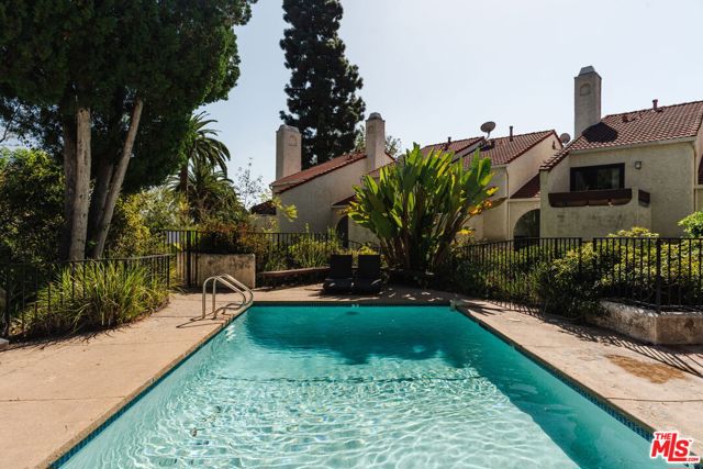 1979 Grace Avenue, 2 photo 38