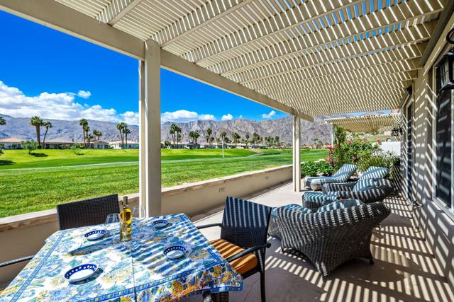 78071 Calle Norte, La Quinta CA: https://media.crmls.org/mediaz/c0717517-104d-47eb-8add-2a63a31c9410.jpg
