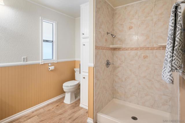 2700 Valley Parkway, Escondido CA: https://media.crmls.org/mediaz/c071b21f-967e-4c48-b9bb-f50ceece7502.jpg