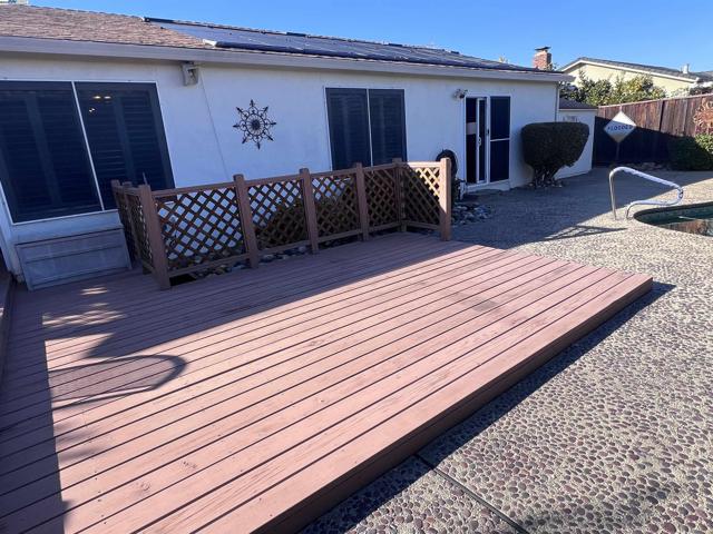 1222 Murdell Ln, Livermore CA: https://media.crmls.org/mediaz/c071bece-5061-45a6-8a6e-0985427bcc14.jpg