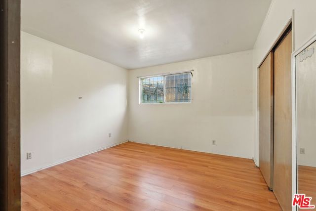 220 N Burlington Avenue, Los Angeles CA: https://media.crmls.org/mediaz/c0723da4-b740-4799-94e7-aacca9683652.jpg