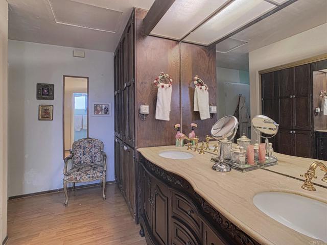 Image 39 of 61 For 2633 Windmill View Dr