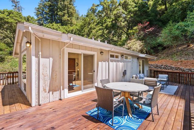794 Cathedral Drive, Aptos CA: https://media.crmls.org/mediaz/c07348e7-083a-4a76-88fc-82e48f65bf10.jpg