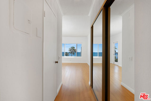 26664 Seagull Way, Malibu CA: https://media.crmls.org/mediaz/c073a505-f2ed-4981-8af3-2e8c740c02cf.jpg