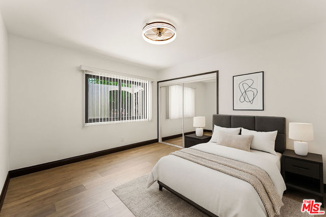 9724 Bothwell Road, Northridge CA: https://media.crmls.org/mediaz/c073c599-ba21-4706-95ab-0aafb9b369b1.jpg