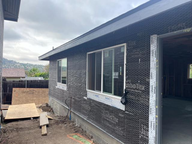 3335 37 S Barcelona St., Spring Valley CA: https://media.crmls.org/mediaz/c073ef0e-34ab-4437-ab6f-b541b4862e41.jpg