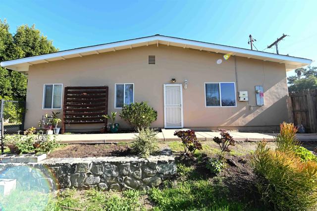 Detail Gallery Image 16 of 20 For 1860 Alessandro Trl, Vista,  CA 92084 - 3 Beds | 2 Baths