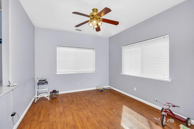 2231 Racquet Club Drive, Los Banos CA: https://media.crmls.org/mediaz/c0743bf1-ba29-414e-b763-ac2772032954.jpg