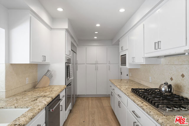 8135 CALABAR Avenue photo 8