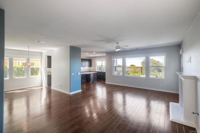 7303 Sitio Castano, Carlsbad CA: https://media.crmls.org/mediaz/c074fd67-2507-4f55-9771-a172344dec9b.jpg