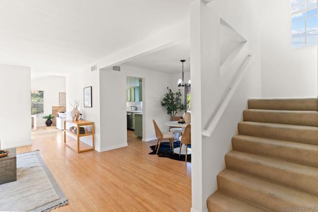 10598 Rancho Carmel Dr, San Diego CA: https://media.crmls.org/mediaz/c07675fe-3090-45be-b4b0-1dcbec53afb5.jpg