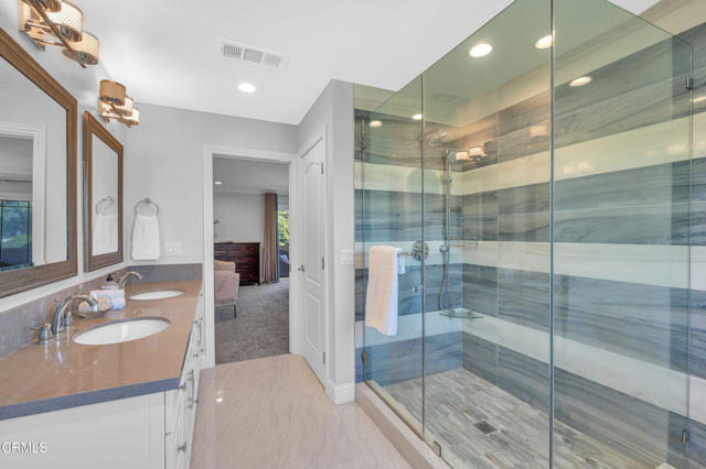 320 Starlane Drive, La Canada Flintridge CA: https://media.crmls.org/mediaz/c077dcf8-8756-4482-a14d-8213f32c0a8f.jpg