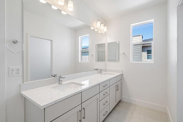 5601 Linen Court, San Ramon CA: https://media.crmls.org/mediaz/c079d061-dc04-45da-99f1-910bc6a3d9cc.jpg