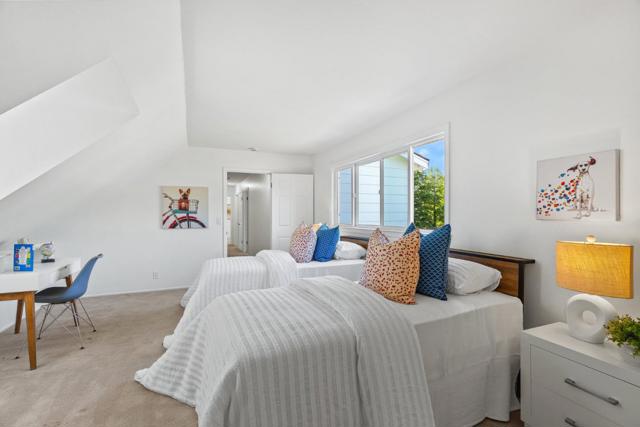 319 Montclair Road, Los Gatos CA: https://media.crmls.org/mediaz/c07a36e4-445b-46df-849f-695d3b810a1b.jpg