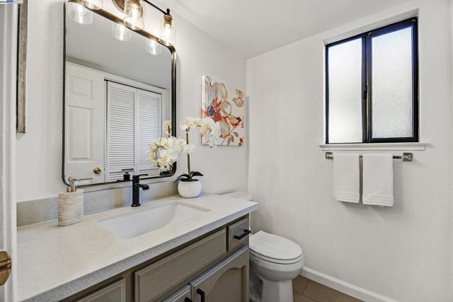 4674 Kimberley Cmn, Livermore CA: https://media.crmls.org/mediaz/c07a3ddb-f75f-4dd0-bb1c-4b7aa2a36d56.jpg