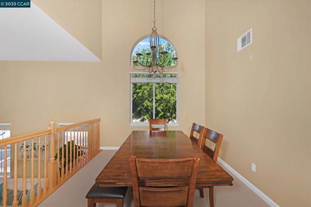 12004 Harcourt Wy, San Ramon CA: https://media.crmls.org/mediaz/c07ab7e3-61ee-45e6-bef7-b470c8db5312.jpg