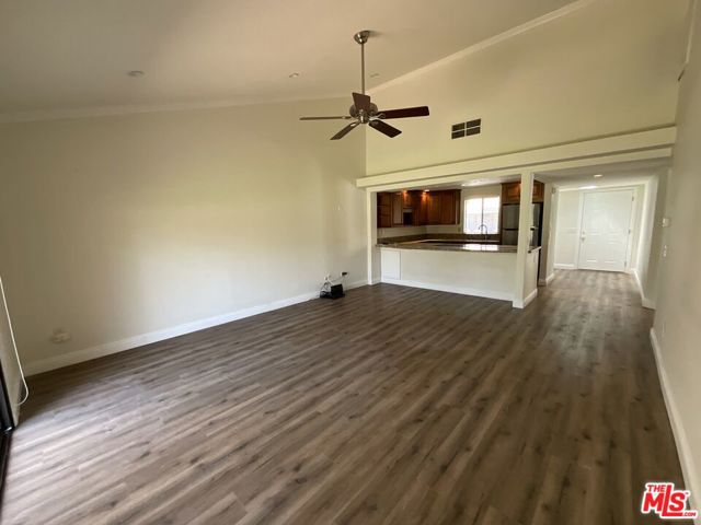 40588 Pebble Beach Circle, Palm Desert CA: https://media.crmls.org/mediaz/c07c40bd-50ce-43f3-b017-5c3d6da33488.jpg