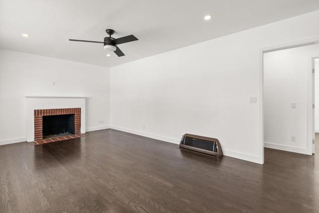 129 Santa Clara, Watsonville CA: https://media.crmls.org/mediaz/c07d5791-dc8e-499d-9804-62aad52b99ac.jpg