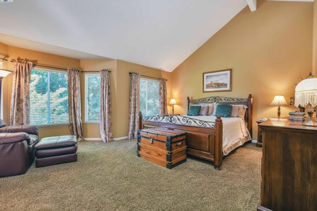 4528 Fallow Way, Antioch CA: https://media.crmls.org/mediaz/c07d7e4b-7404-4581-9358-1c19653367de.jpg