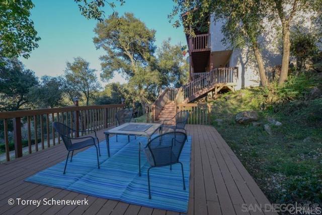 9502 Elm Drive, Descanso CA: https://media.crmls.org/mediaz/c07db091-28af-473e-8693-19e3e6da09a0.jpg