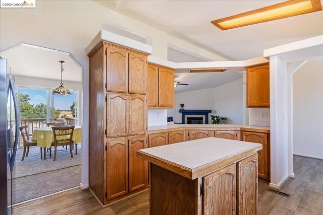 Image 11 of 57 For 2325 Taylor Road  