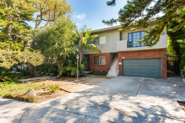 3411 Mclaughlin Avenue, Los Angeles CA: https://media.crmls.org/mediaz/c07f7d45-a0e3-4f22-b916-f202f20b3a65.jpg