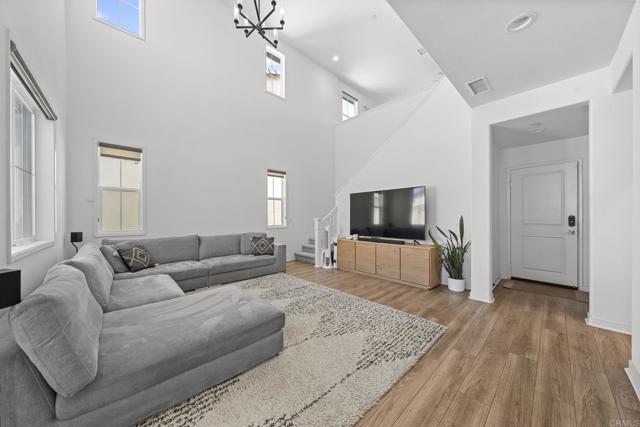 Detail Gallery Image 6 of 29 For 45218 via Vela, Temecula,  CA 92592 - 3 Beds | 2/1 Baths