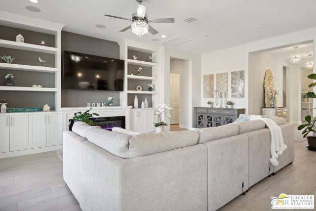 101 Zinfandel, Rancho Mirage CA: https://media.crmls.org/mediaz/c08057cb-b4d4-44f9-9afd-970c224c08af.jpg