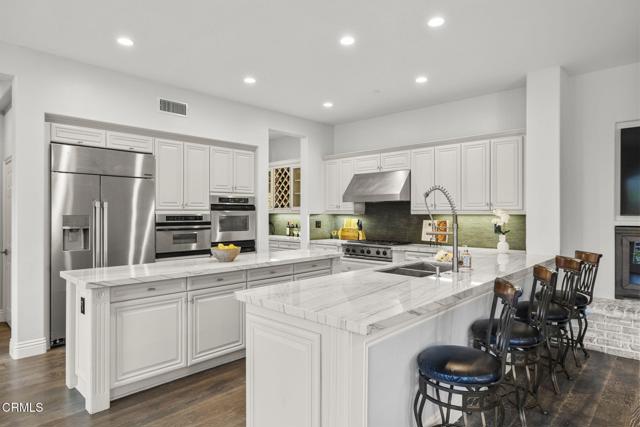 Detail Gallery Image 15 of 73 For 181 via Sandra, Newbury Park,  CA 91320 - 5 Beds | 6/1 Baths