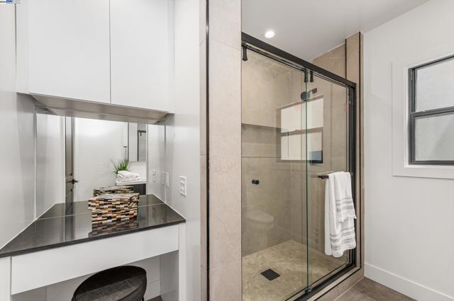 4073 Stanley Blvd, Pleasanton CA: https://media.crmls.org/mediaz/c08201fc-56f3-4406-b0d0-fe6604d17a46.jpg