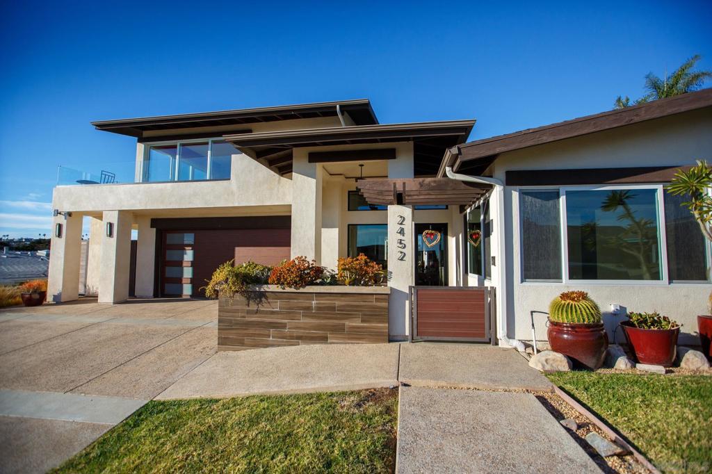 2452 Alto Cerro Circle