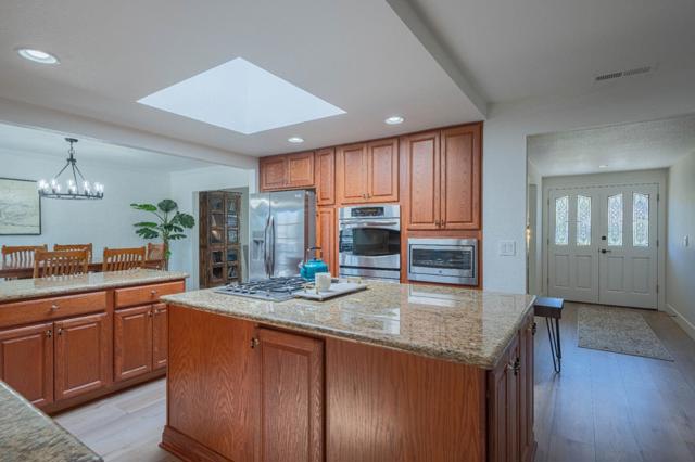 22800 Bravo Place, Salinas CA: https://media.crmls.org/mediaz/c083d5fe-9b22-4984-91ff-bc1e53825681.jpg