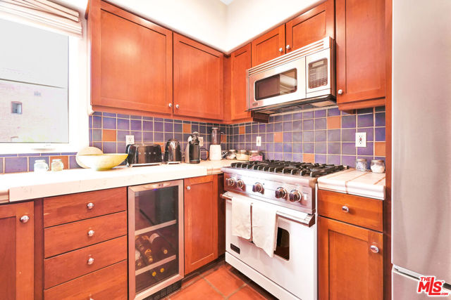 1414 N Harper Avenue, West Hollywood CA: https://media.crmls.org/mediaz/c083f4d7-e24c-4608-bea7-9f7053a3b9cb.jpg
