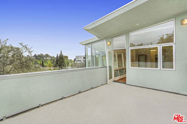 1801 Baxter Street, Los Angeles CA: https://media.crmls.org/mediaz/c0847a81-cc8d-4c3f-93b6-60e40e602172.jpg
