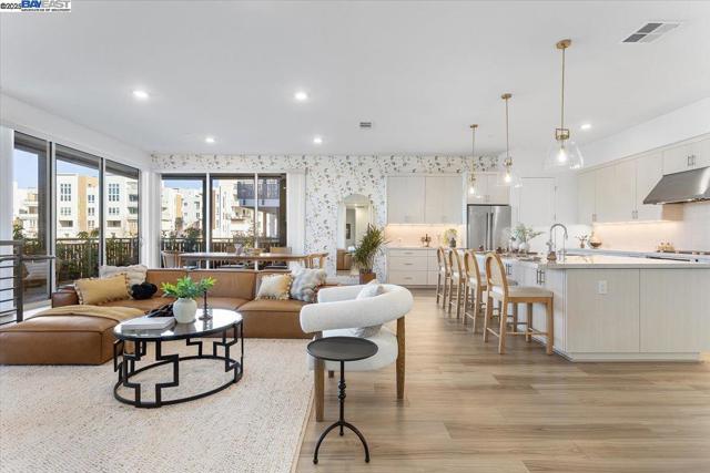 2250 Kilowatt Way, Fremont CA: https://media.crmls.org/mediaz/c084e143-c62a-446b-94fd-e4acc5965688.jpg