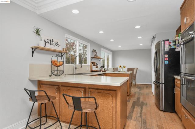 4828 Sellers Ave, Brentwood CA: https://media.crmls.org/mediaz/c08523cc-6b44-4988-9a1e-4b3de499839c.jpg
