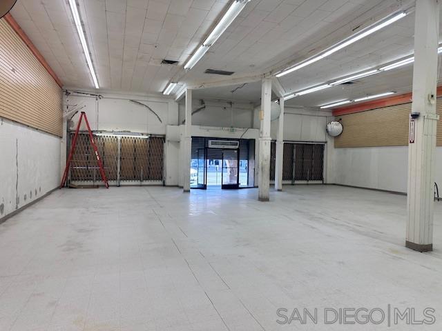 327 2nd, Calexico, California 92231, ,Commercial Sale,For Sale,2nd,240020337SD