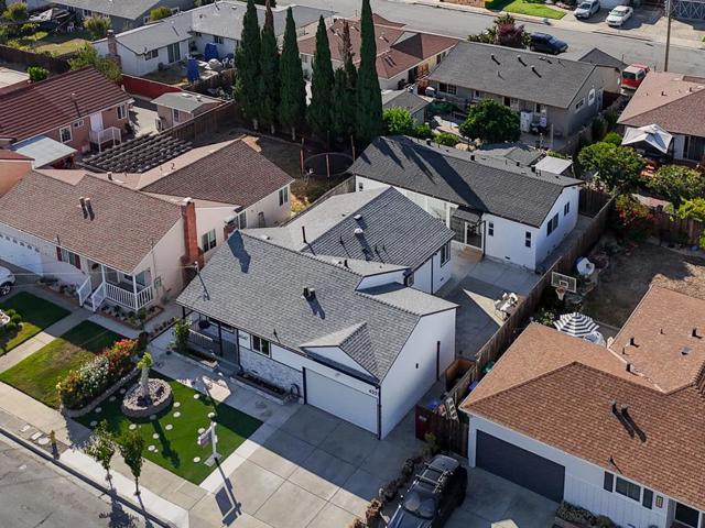 4547 Cerritos Avenue, Fremont CA: https://media.crmls.org/mediaz/c08943aa-17e3-4df2-924e-cc43918806f0.jpg