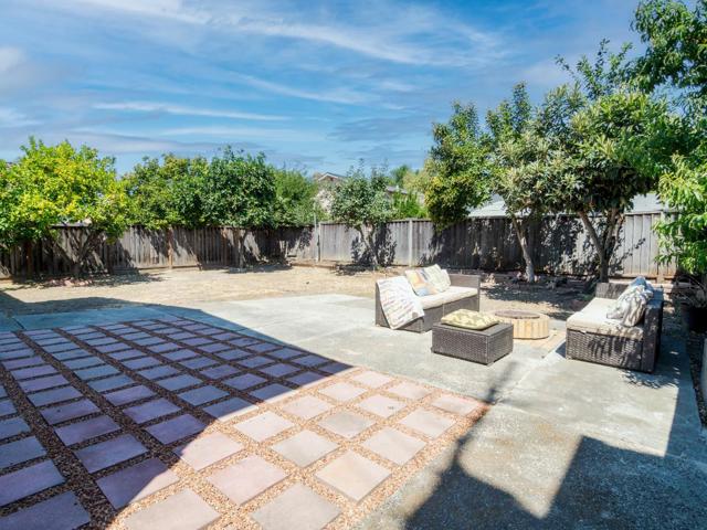 1051 Woodminster Drive, San Jose CA: https://media.crmls.org/mediaz/c08a575c-4032-48e5-bf4b-68e80028ef23.jpg
