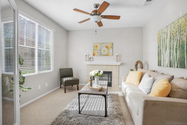 1670 Grasshopper Ln, Chula Vista CA: https://media.crmls.org/mediaz/c08a93d9-eb01-474e-aeef-184558ddb107.jpg