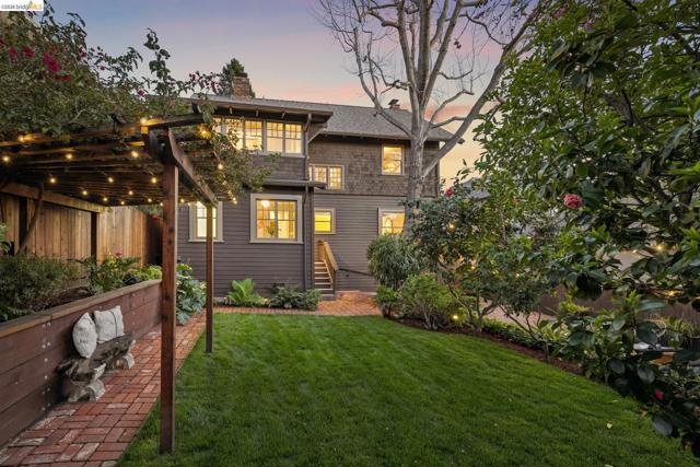 Image 44 of 52 For 15 Blair Ave