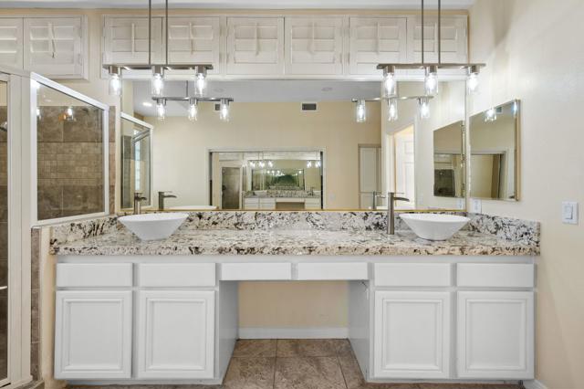 78147 Hunter Point Road, Palm Desert CA: https://media.crmls.org/mediaz/c08b4c94-fd71-43ea-8f2a-66415156b4cf.jpg