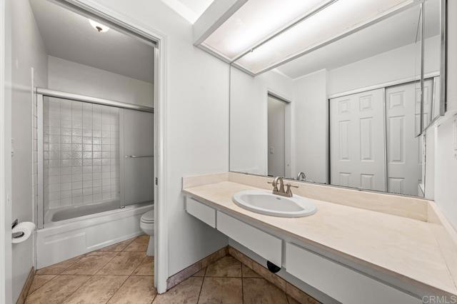 Detail Gallery Image 13 of 23 For 5430 Baltimore Dr #16,  La Mesa,  CA 91942 - 3 Beds | 2/1 Baths