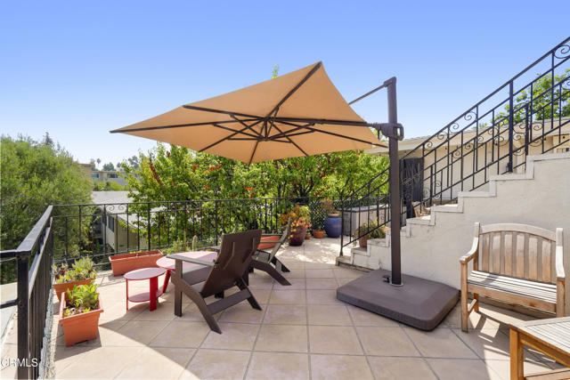 630 S Orange Grove Boulevard, Pasadena CA: https://media.crmls.org/mediaz/c08db257-fa04-462d-9670-8e7fa5dd7878.jpg