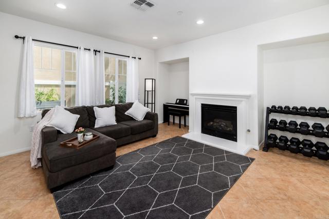357 Borden Rd, San Marcos CA: https://media.crmls.org/mediaz/c08de367-1e57-4b1d-a3c7-e5318fa66fb2.jpg