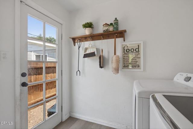 310 N Fulton Street, Ojai CA: https://media.crmls.org/mediaz/c08df6b7-b8da-47a1-9af1-8b0bef02dc92.jpg
